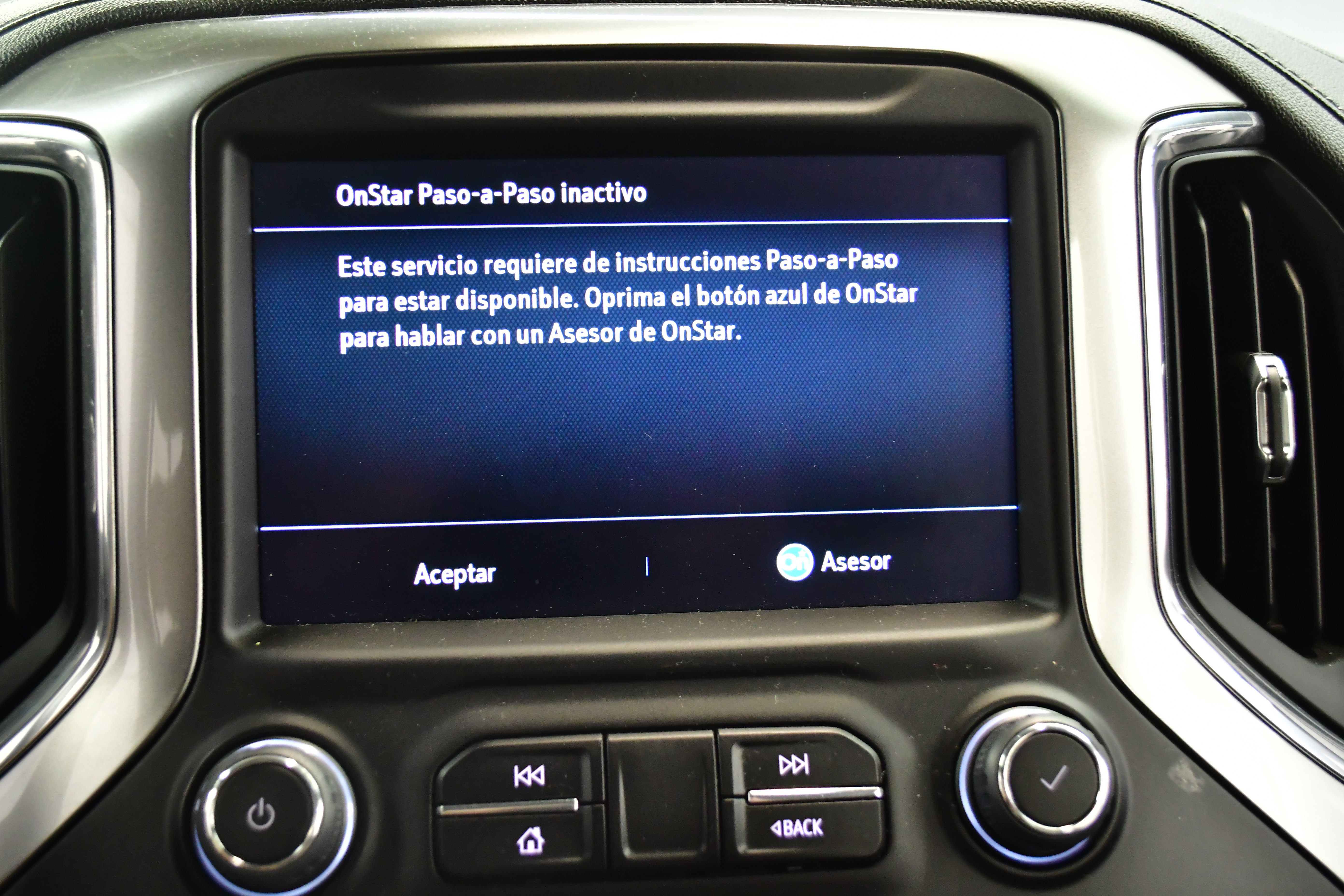 Used 2022 Chevrolet Silverado 1500 LT AWD/4WD image 26