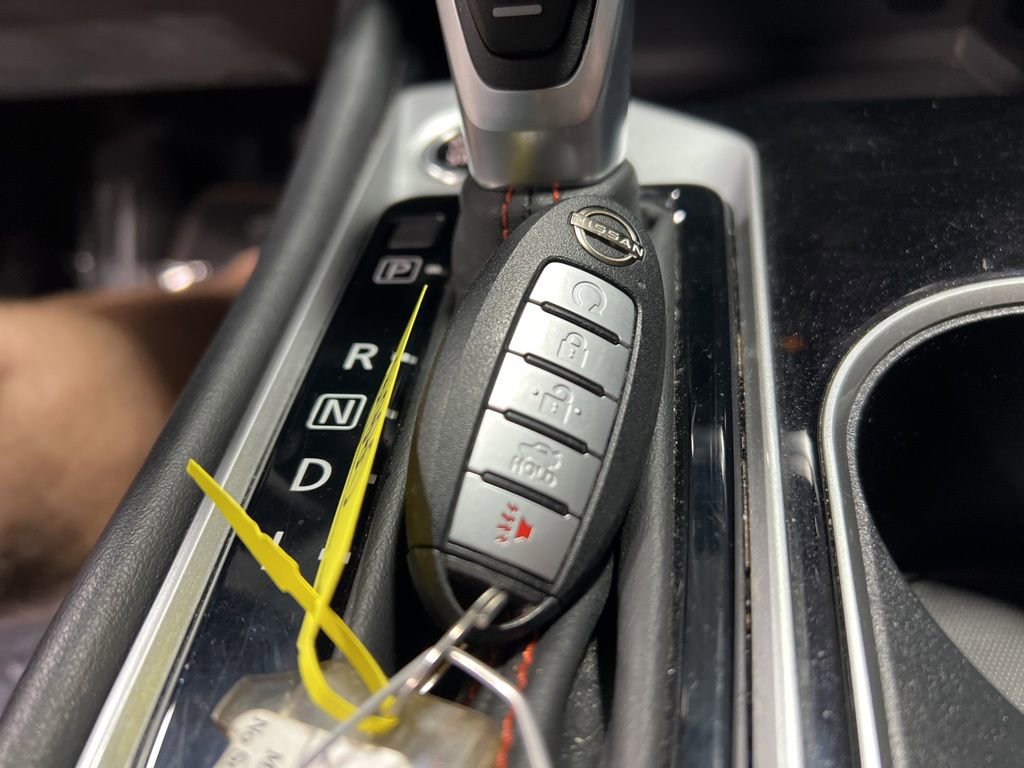 Used 2025 Nissan Altima 2.5 SR image 30