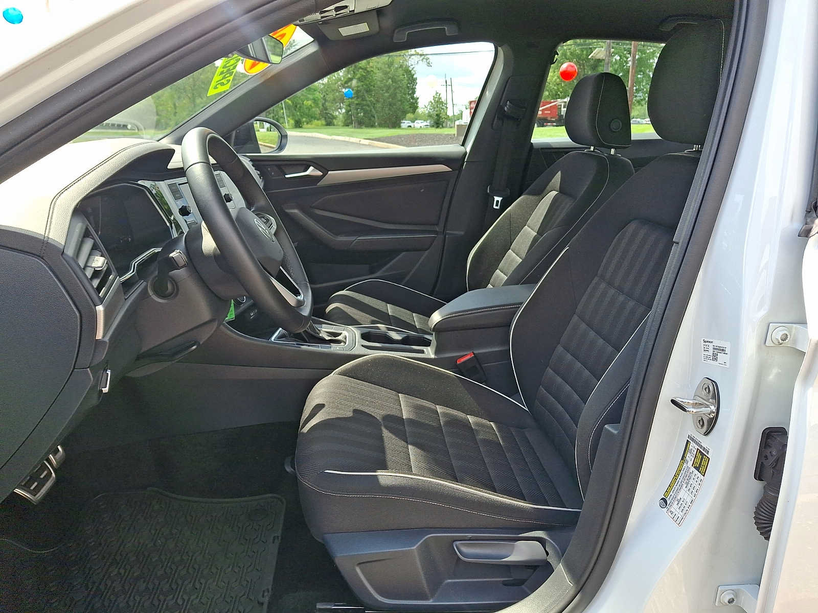 Certified 2024 Volkswagen Jetta Sport FWD image 11