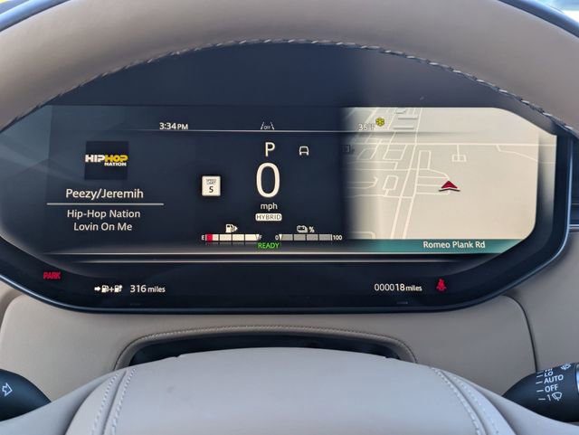 New 2026 Land Rover Range Rover SE image 8