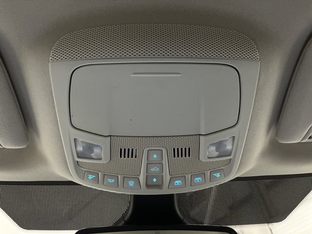 Used 2023 Ford Edge SEL w/ Convenience Package image 26