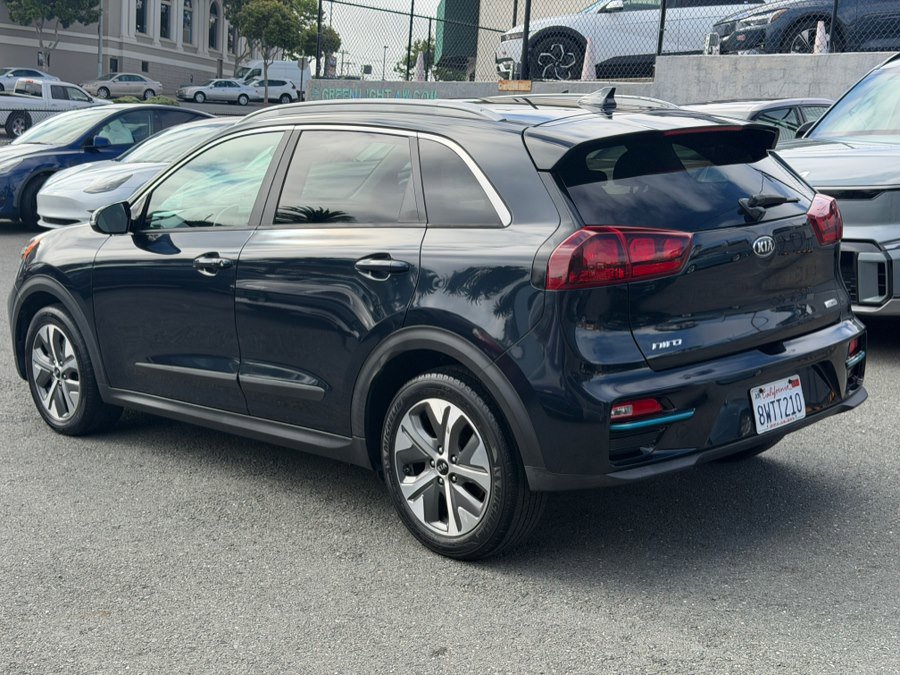 Used 2020 Kia Niro EX w/ Cold Weather Package image 7