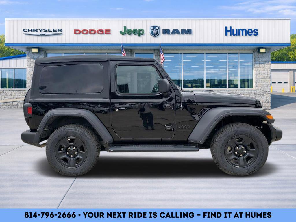 Used 2023 Jeep Wrangler Sport AWD/4WD image 2
