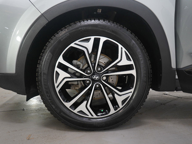 Used 2020 Hyundai Santa Fe Limited image 36