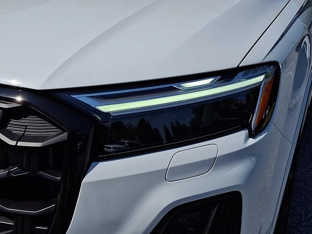 Certified 2026 Audi SQ7 Premium Plus AWD/4WD image 9
