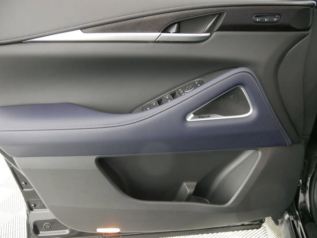 New 2026 INFINITI QX60 Sport w/ Dark Cargo Package image 11