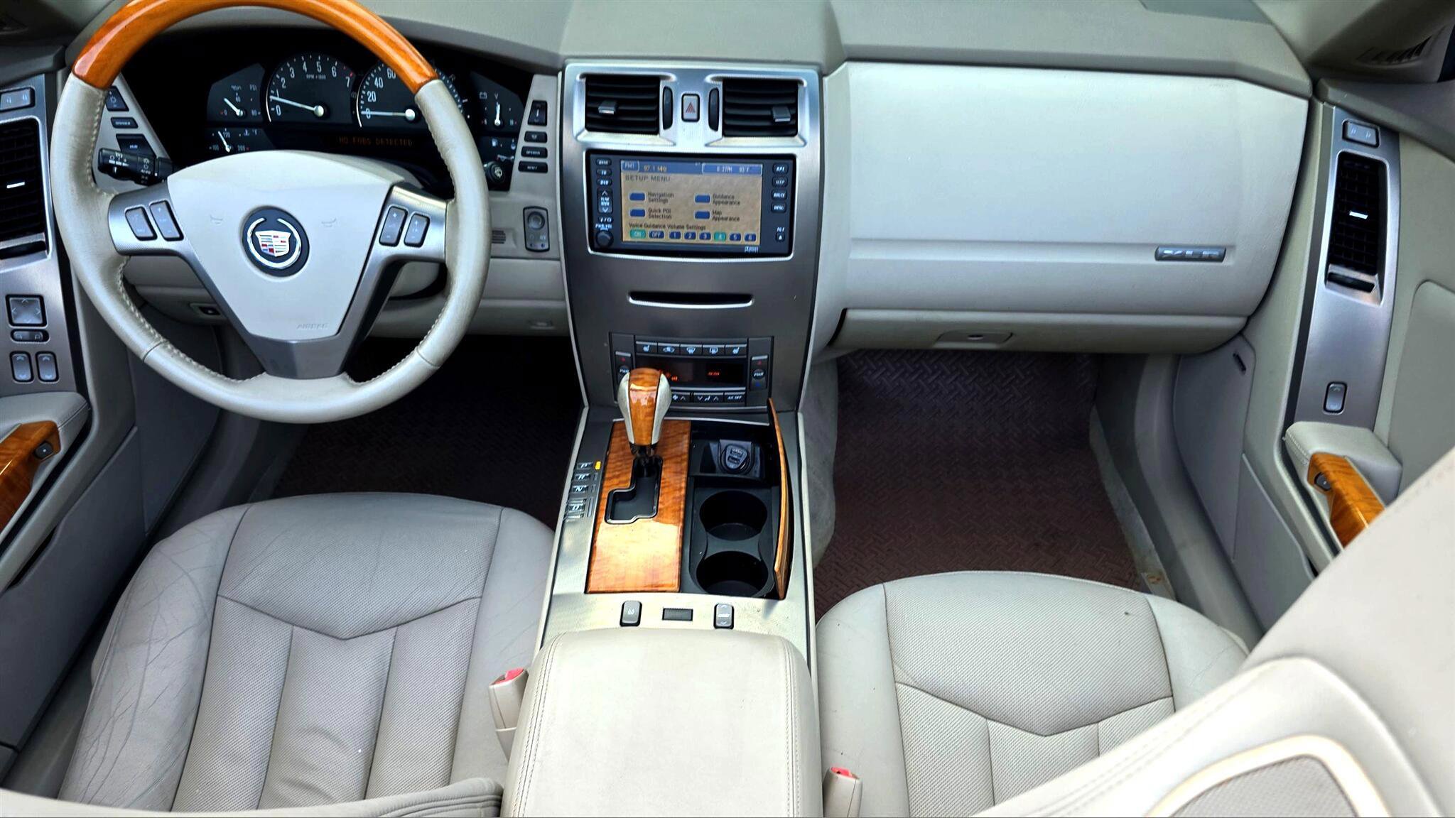 Used 2004 Cadillac XLR image 15