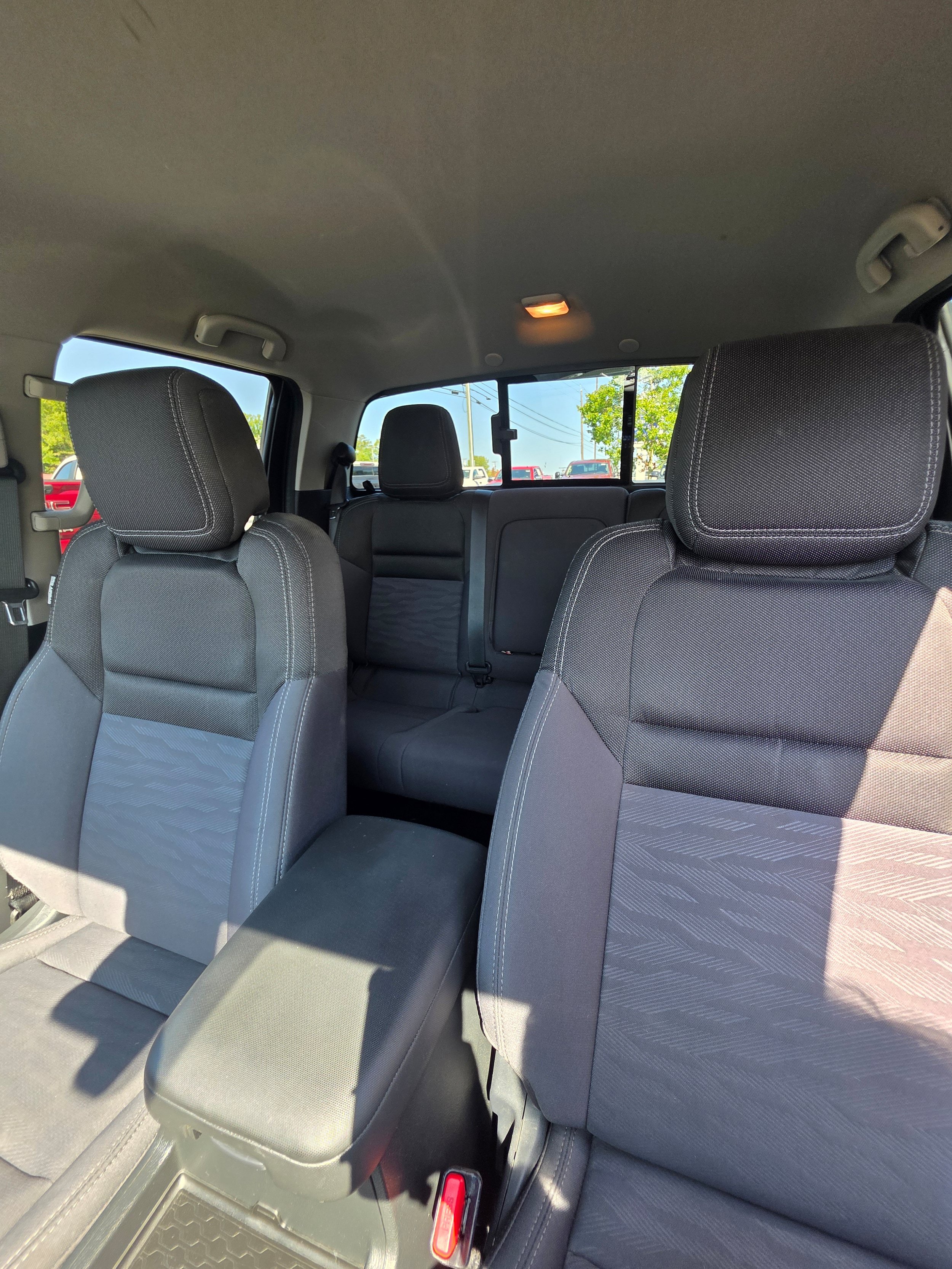 Used 2023 Nissan Frontier SV w/ Technology Package AWD/4WD image 21