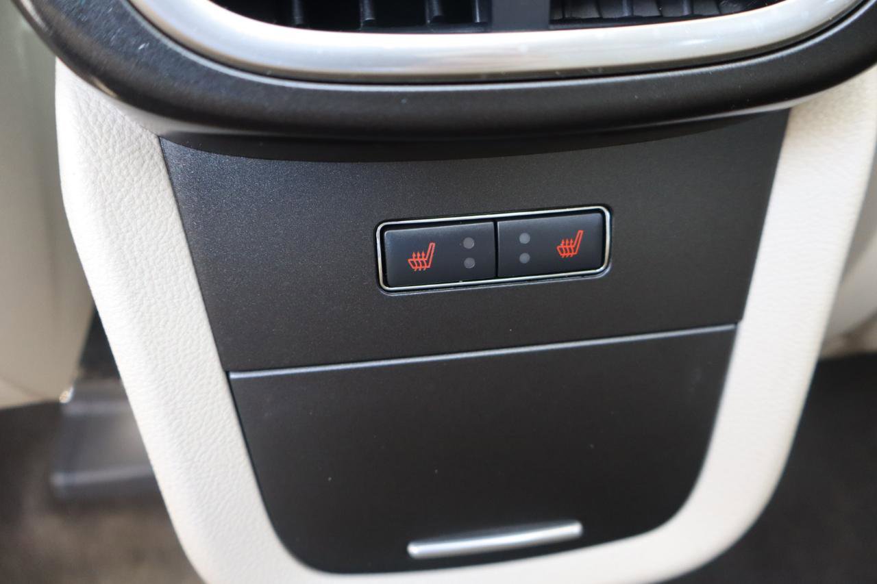 Used 2019 Lincoln Nautilus Reserve AWD/4WD image 22