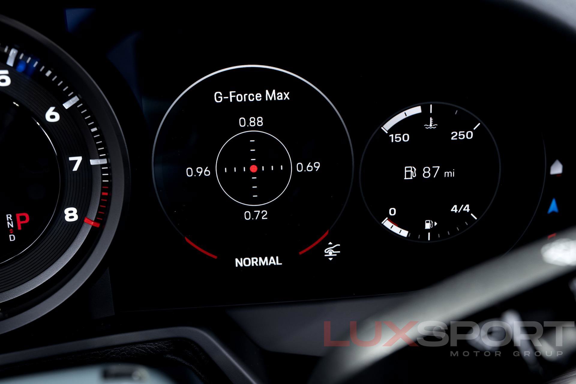 Used 2024 Porsche 911 Targa 4 GTS image 40