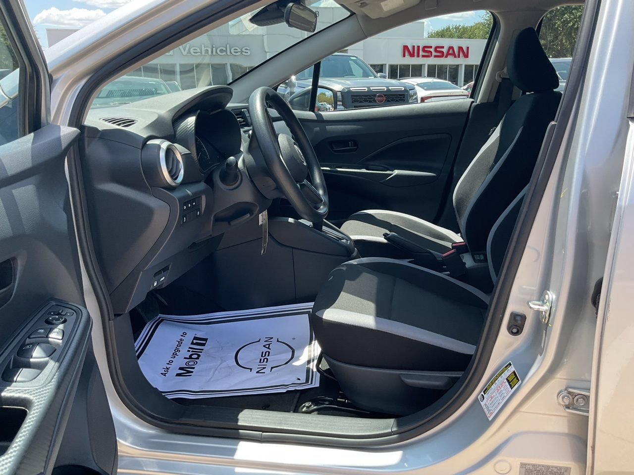 Used 2025 Nissan Versa S w/ Trunk Package FWD image 8