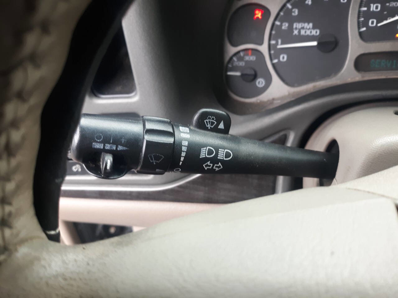 Used 2006 GMC Yukon Denali image 18