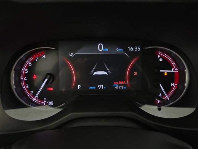 Used 2025 Toyota RAV4 LE FWD image 18