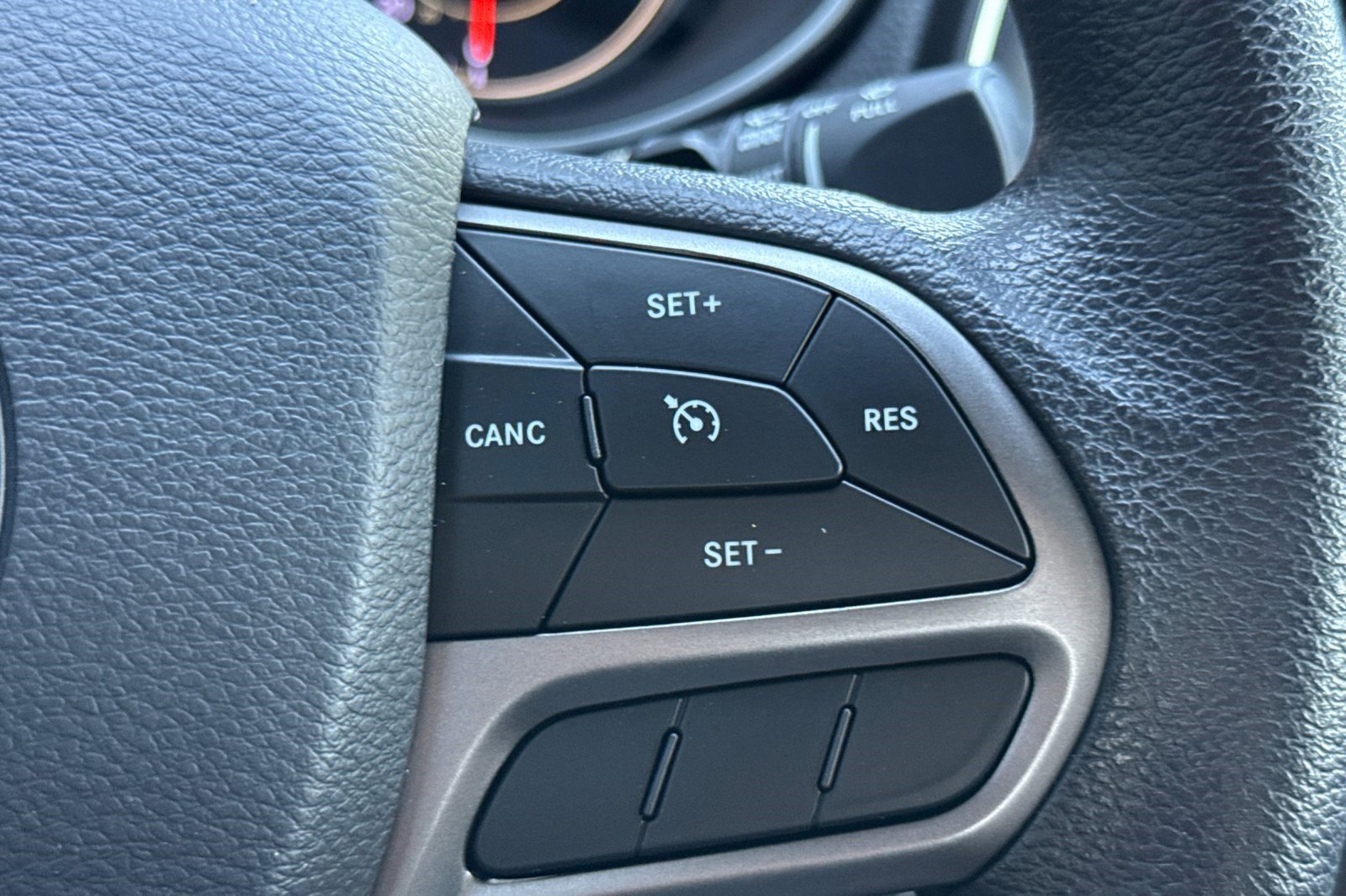 Used 2020 Jeep Cherokee Latitude image 30