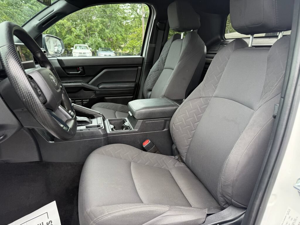 Used 2025 Toyota Tacoma SR RWD image 9