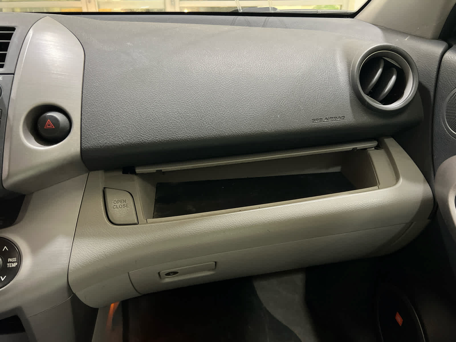 Used 2008 Toyota RAV4 Limited AWD/4WD image 20