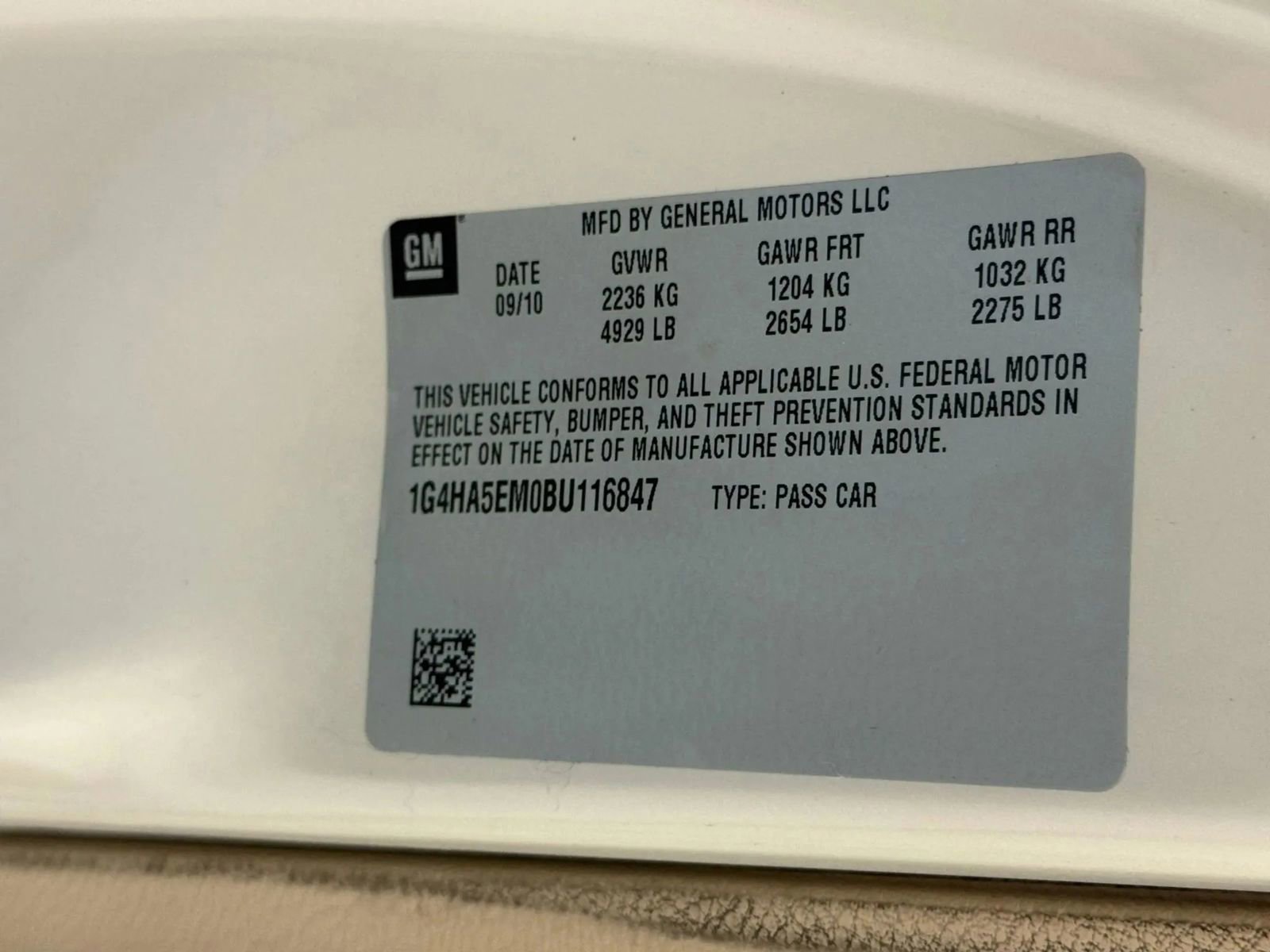 Used 2011 Buick Lucerne CX image 36