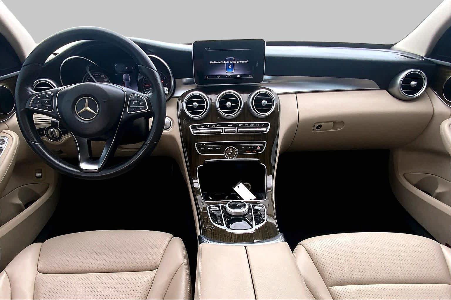 Used 2018 Mercedes-Benz C 300 Sedan image 28
