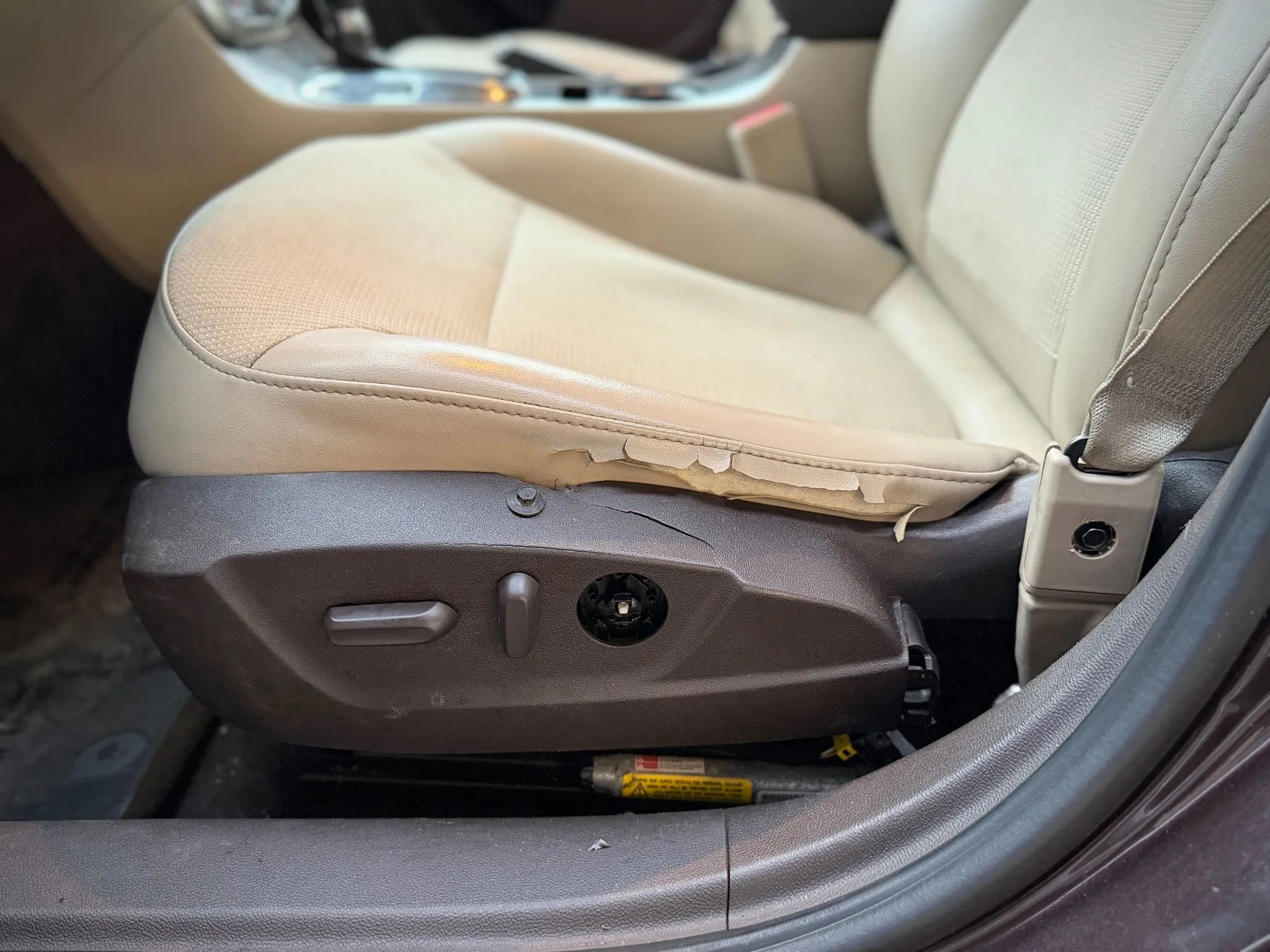 Used 2015 Chevrolet Malibu LT w/ Power Convenience Package image 16