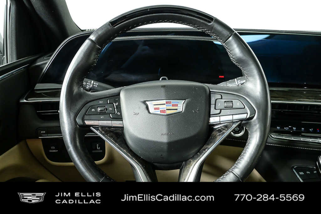 Used 2024 Cadillac Escalade Premium Luxury image 10