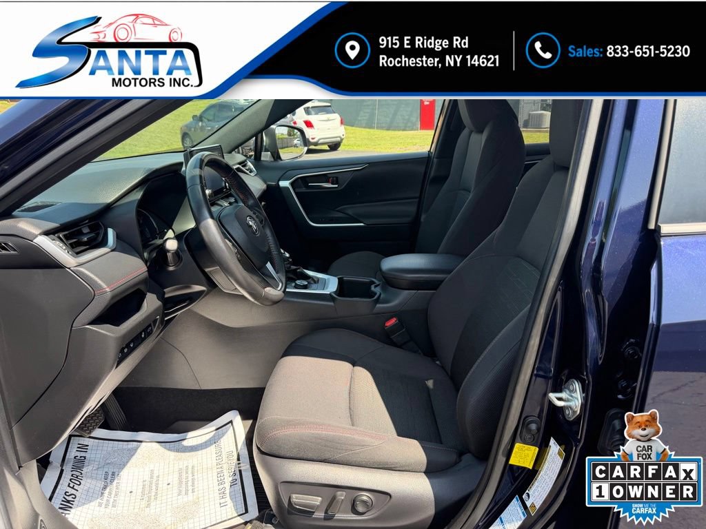 Used 2022 Toyota RAV4 SE w/ Weather & Moonroof Package AWD/4WD image 6