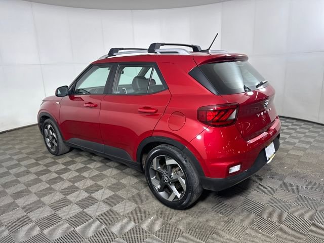 Certified 2023 Hyundai Venue Limited image 5