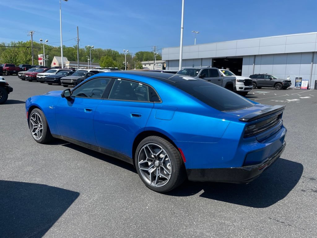 New 2026 Dodge Charger R/T AWD/4WD image 4