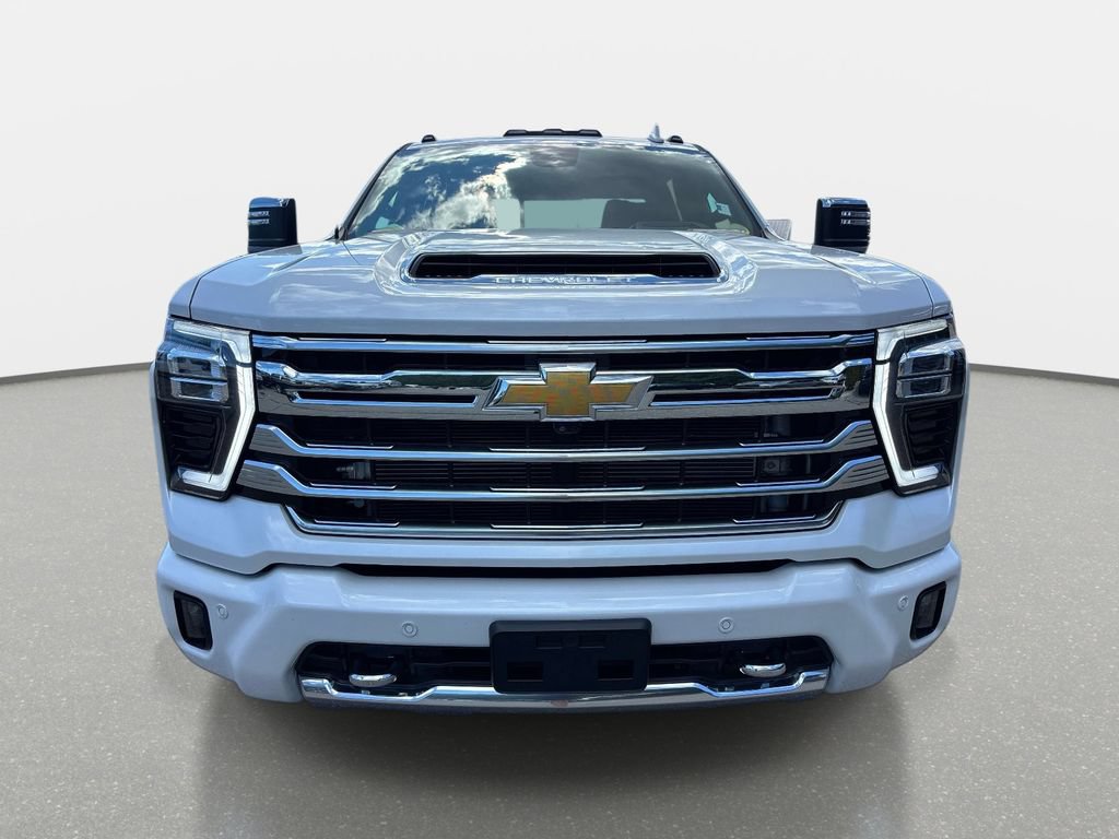 Used 2024 Chevrolet Silverado 3500 High Country w/ Technology Package AWD/4WD image 9