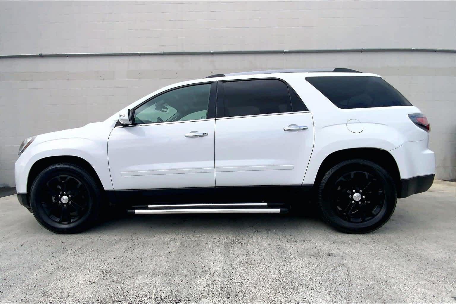 Used 2016 GMC Acadia SLT w/ Open Road Package FWD image 3