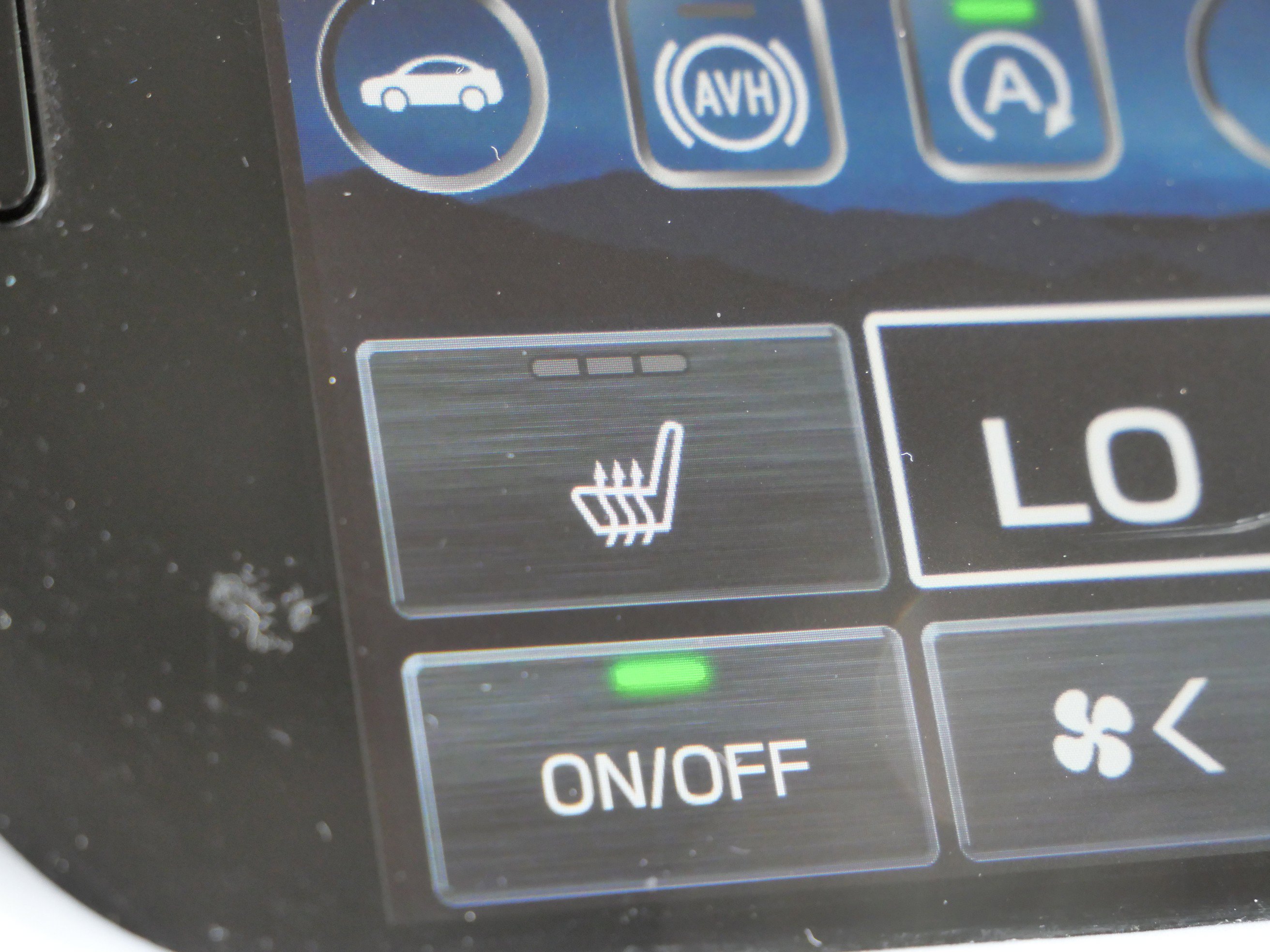 Used 2024 Subaru Outback Premium image 26