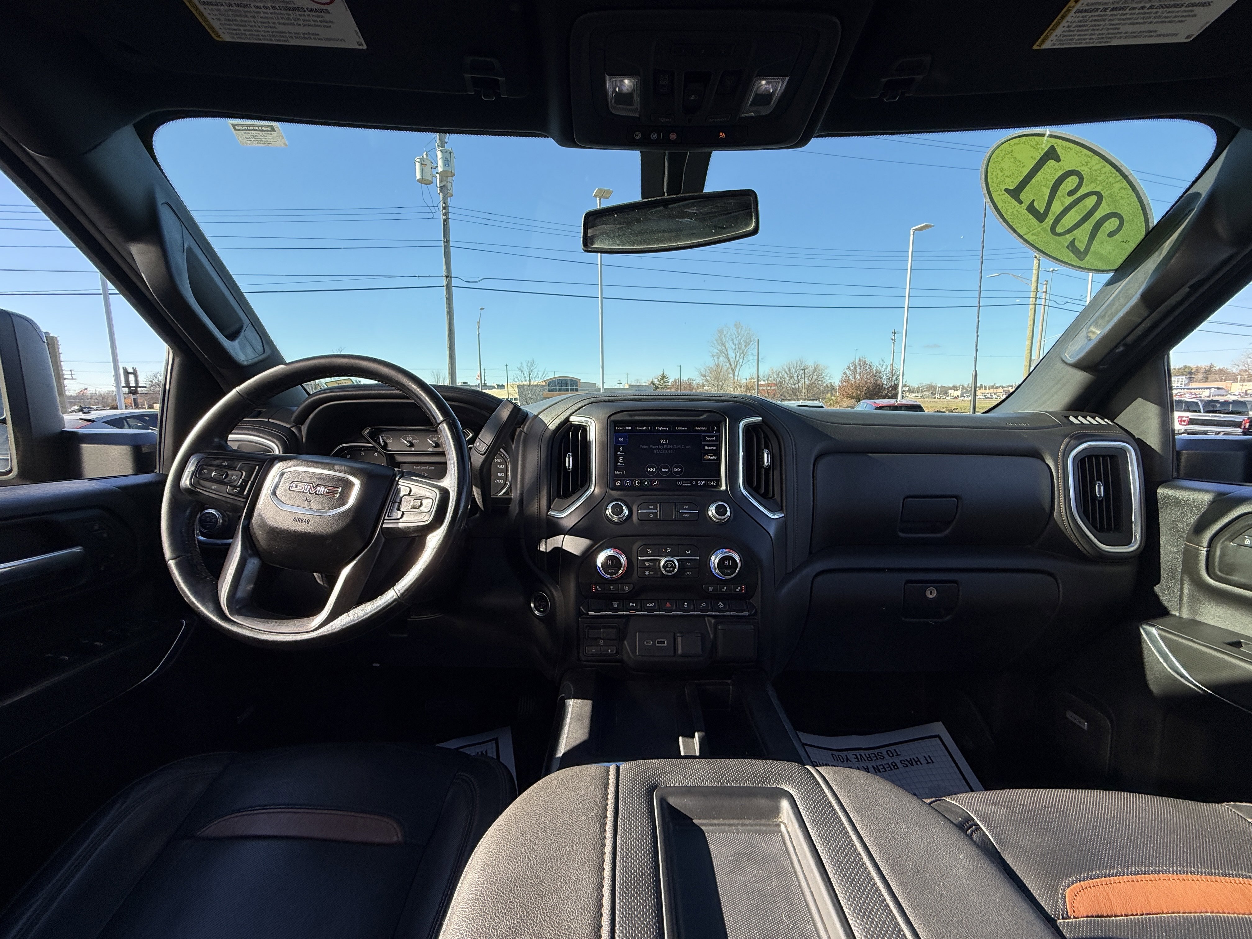 Used 2021 GMC Sierra 2500 AT4 w/ AT4 Preferred Package image 17