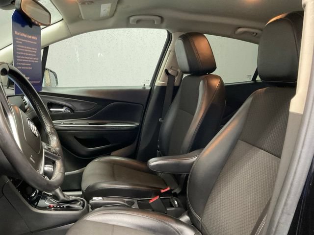 Used 2021 Buick Encore Preferred FWD image 16