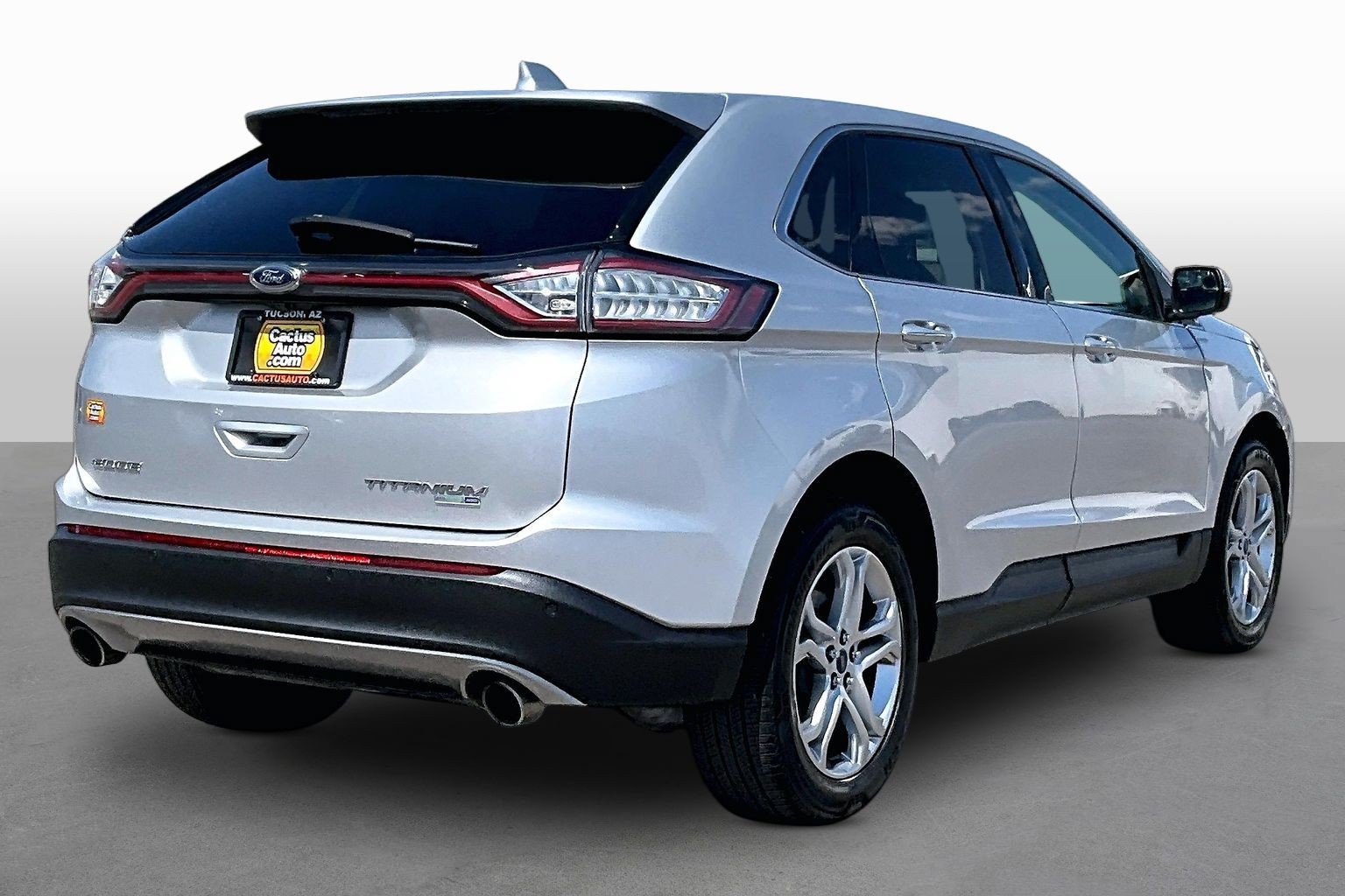 Used 2017 Ford Edge Titanium AWD/4WD image 2