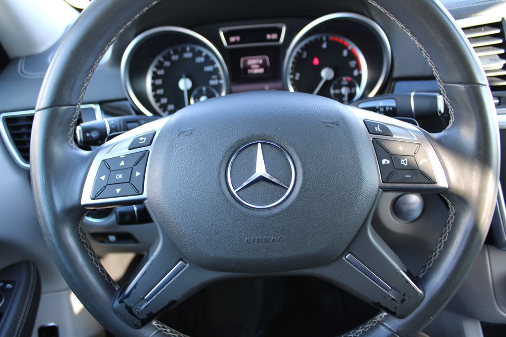 Used 2015 Mercedes-Benz GL 320 BlueTEC 4MATIC image 36