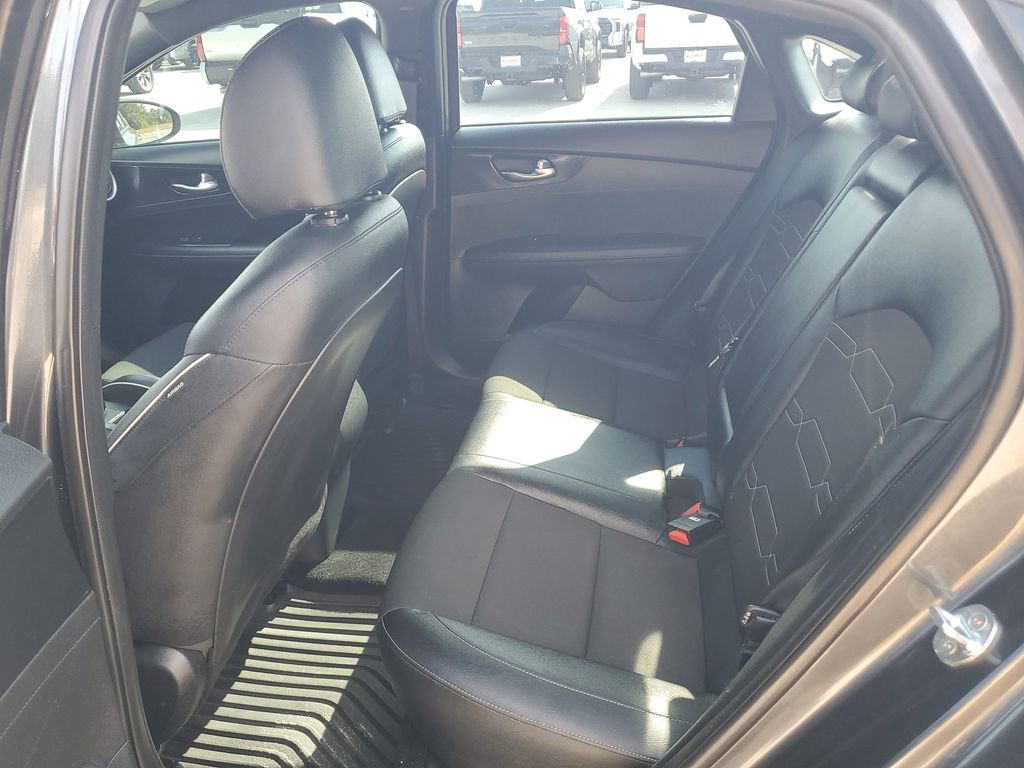 Used 2023 Kia Forte GT-Line w/ GT-Line Technology Package image 23