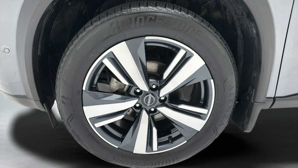 Used 2023 Nissan Rogue SL w/ SL Premium Package AWD/4WD image 9