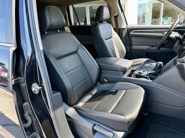 Used 2023 Volkswagen Atlas SE w/ Panoramic Sunroof Package AWD/4WD image 24