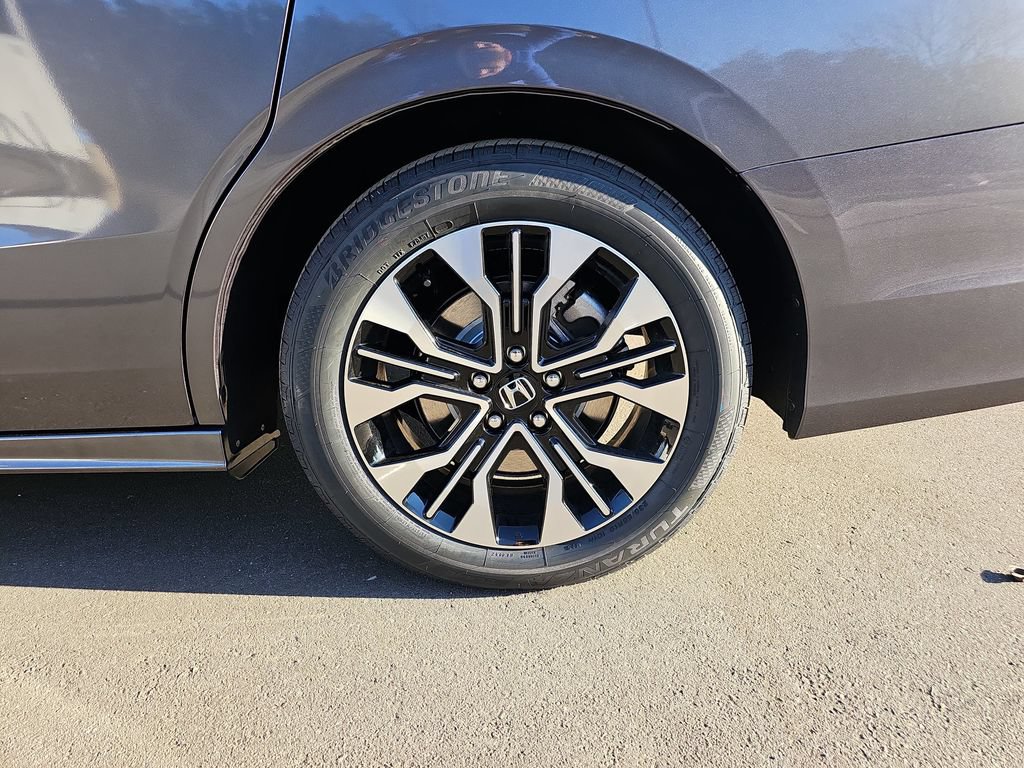 Used 2026 Honda Odyssey Elite image 29