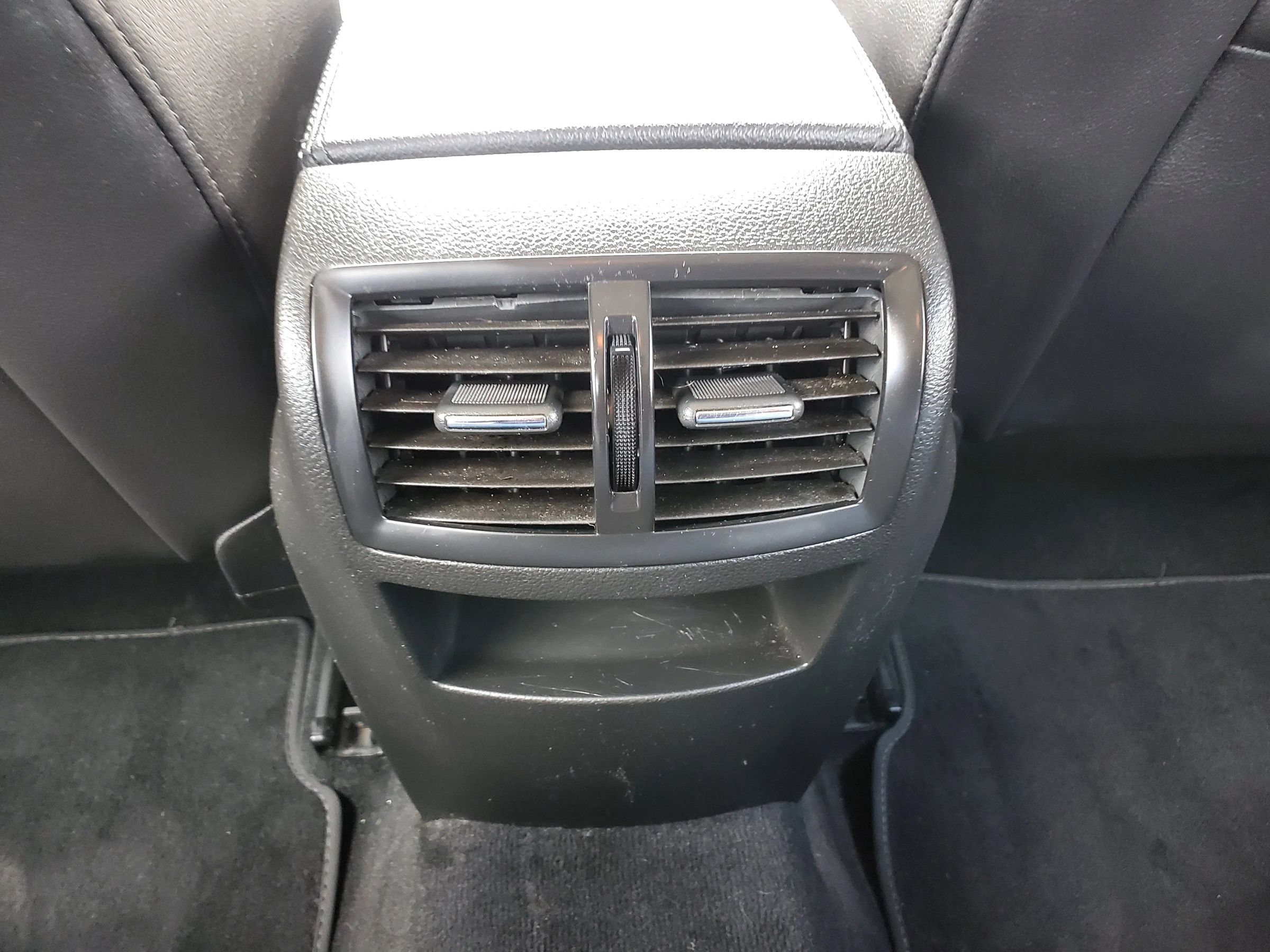 Used 2011 Buick Regal CXL FWD image 36