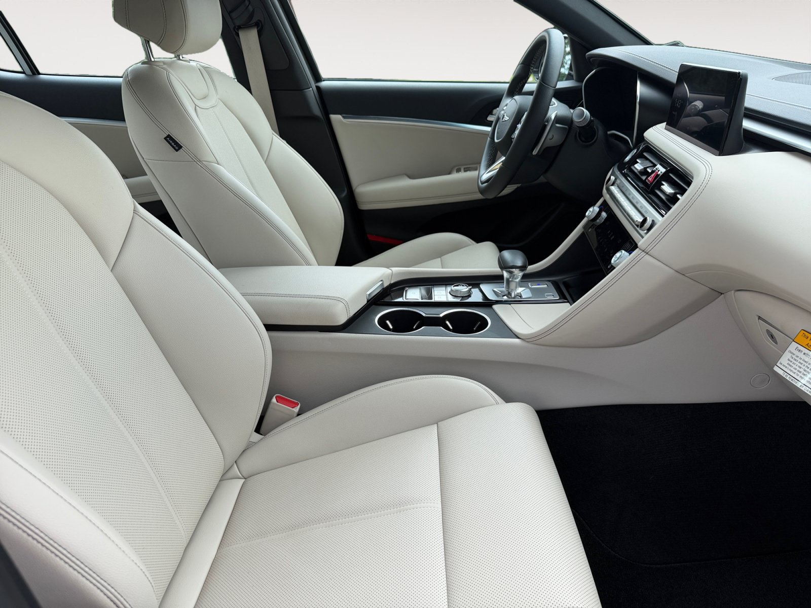 Used 2026 Genesis G70 2.5T AWD/4WD image 19