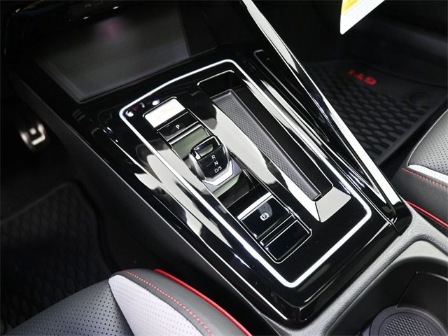 New 2025 Volkswagen GTI SE image 9