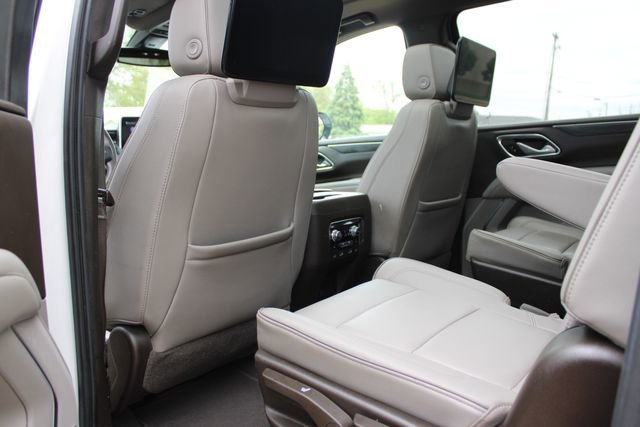 Used 2021 GMC Yukon XL SLT w/ SLT Premium Package AWD/4WD image 25