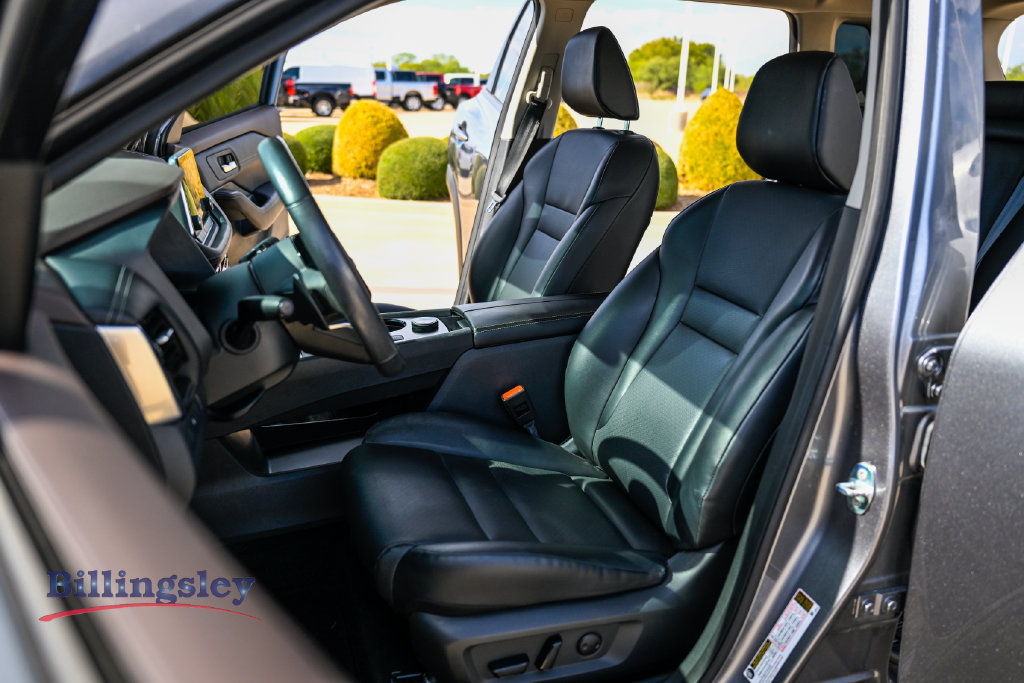 Used 2023 Nissan Rogue SV w/ SV Premium Package AWD/4WD image 10