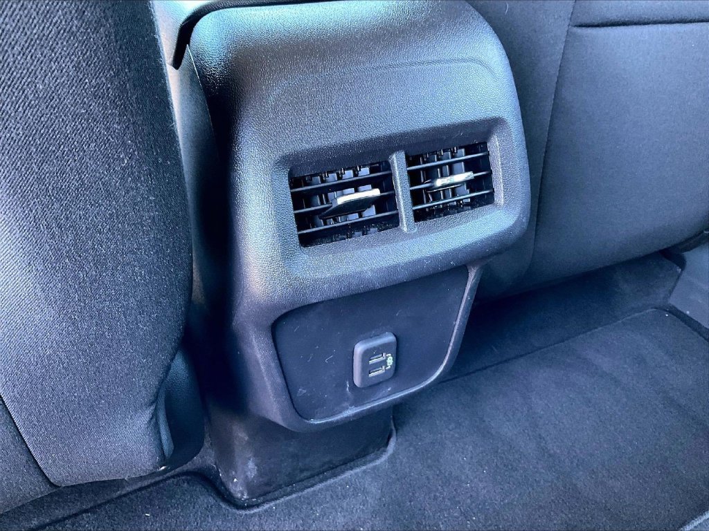 Used 2024 Chevrolet Equinox LS AWD/4WD image 28