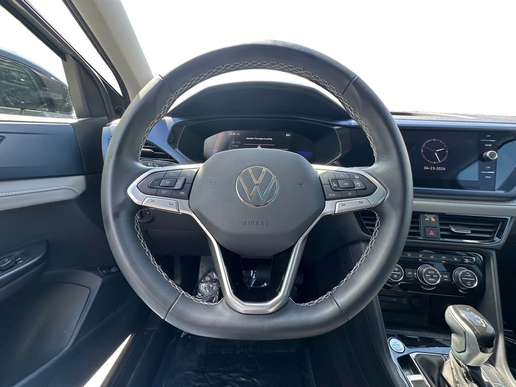 Used 2024 Volkswagen Taos SE w/ Panoramic Sunroof Package AWD/4WD image 12