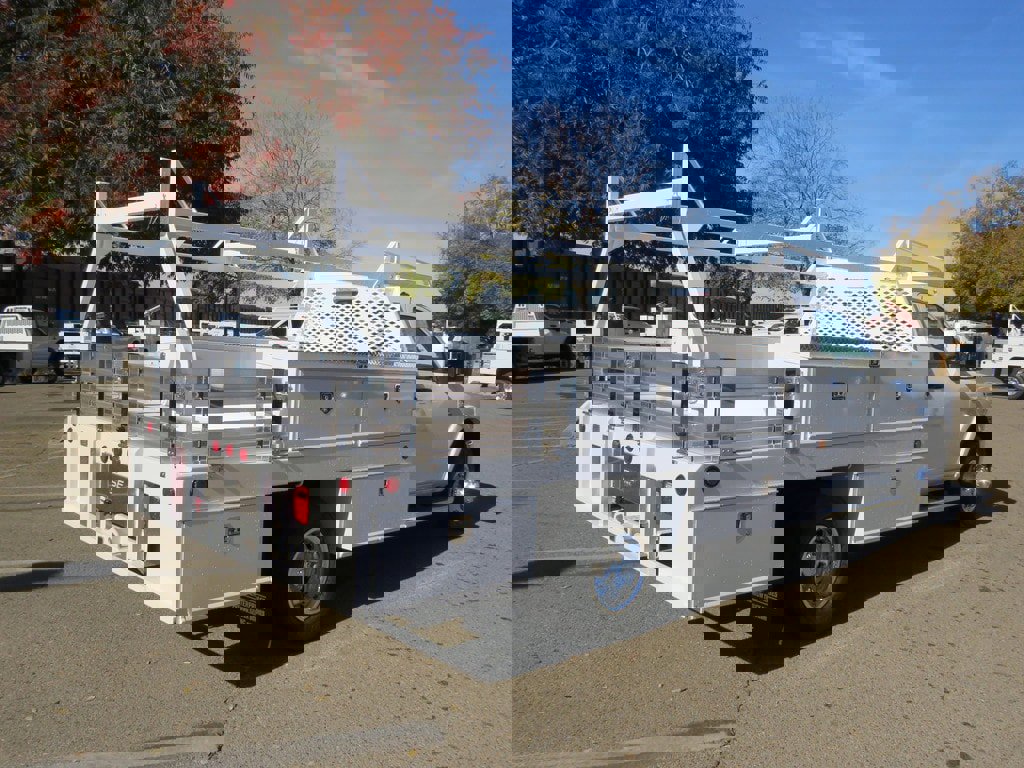 New 2024 RAM 3500 Tradesman image 32