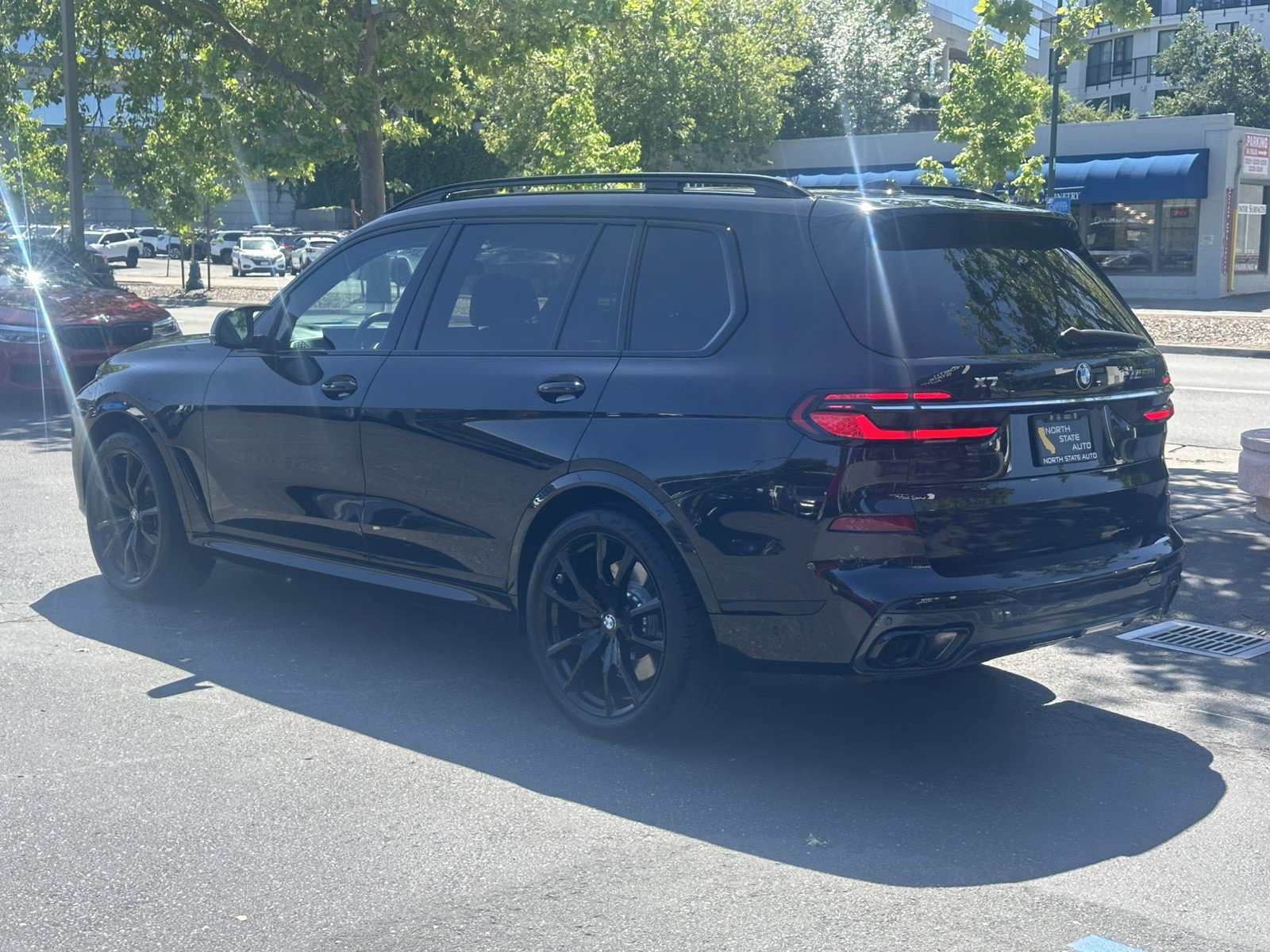 Used 2023 BMW X7 M60i w/ M Sport Professional Package image 12