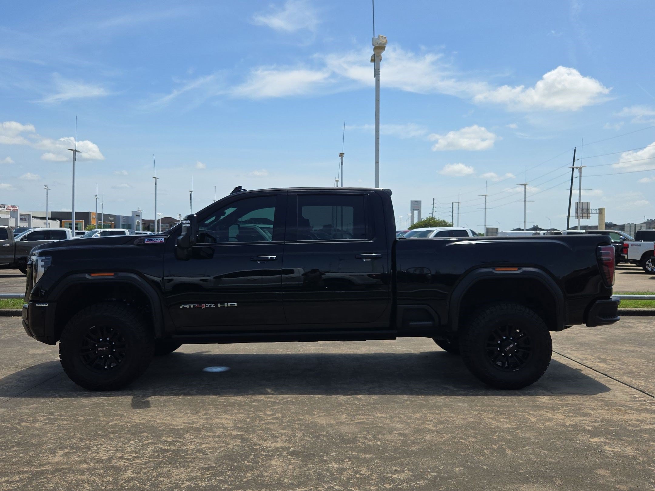 Used 2026 GMC Sierra 2500 AT4X AWD/4WD image 7