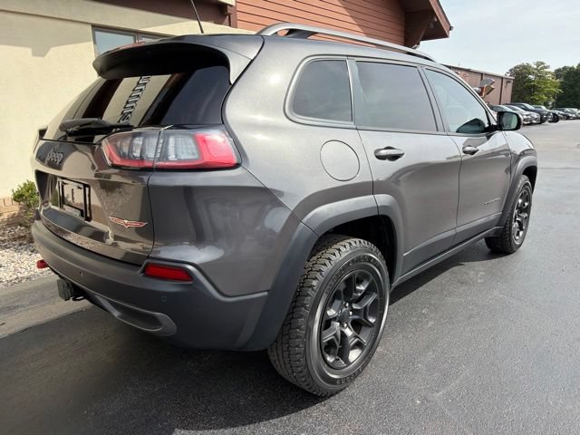 Used 2019 Jeep Cherokee Trailhawk w/ Cold Weather Group AWD/4WD image 9