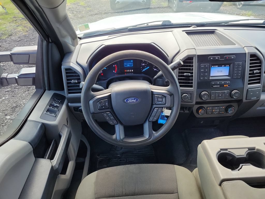 Used 2020 Ford F250 XL w/ STX Appearance Package AWD/4WD image 10